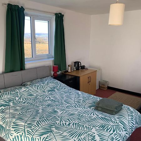 1 Bedroom Annex, Private Bathroom, Peaceful Area Claypits 외부 사진