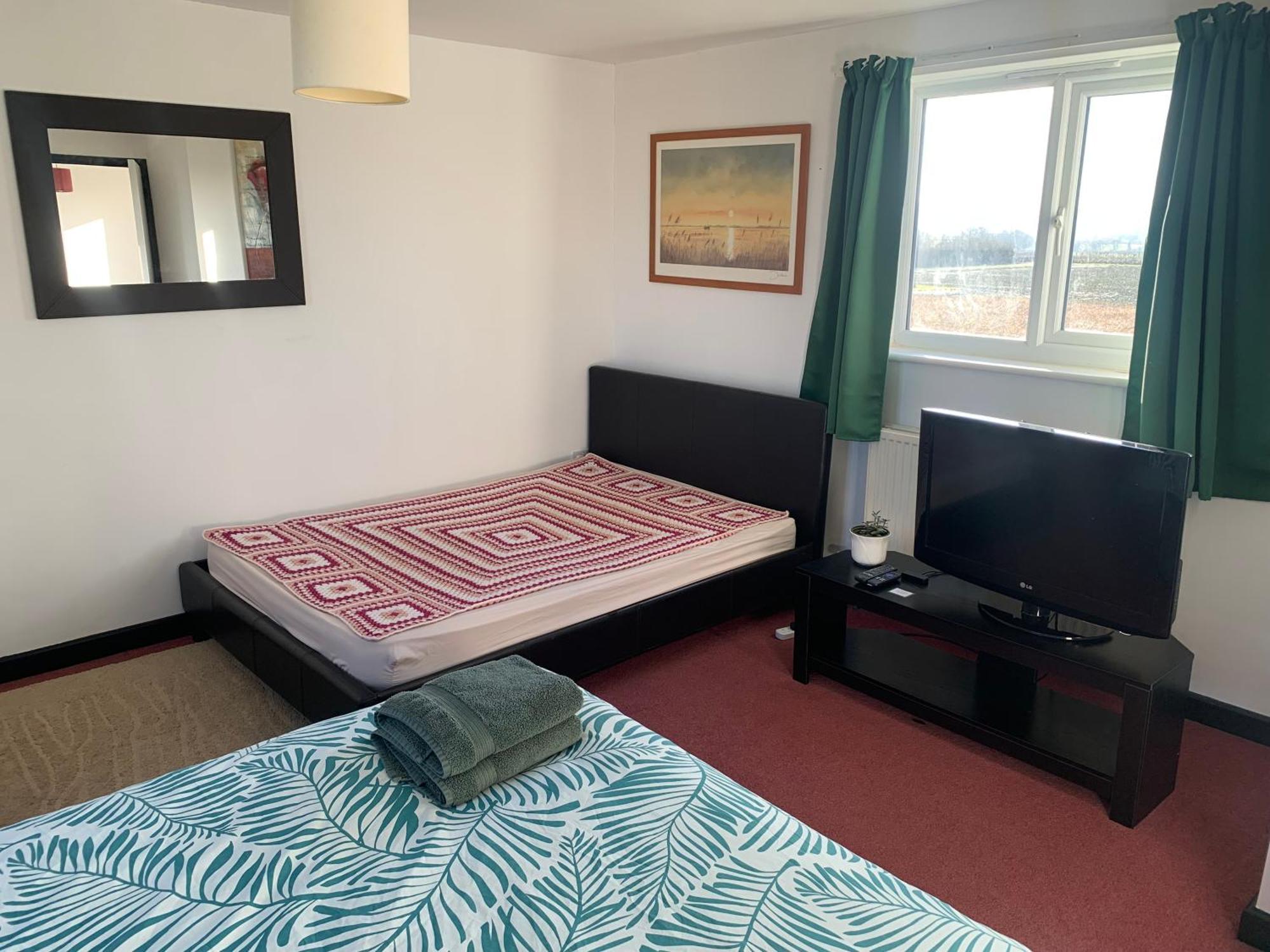 1 Bedroom Annex, Private Bathroom, Peaceful Area Claypits 외부 사진